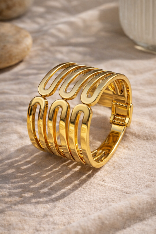 Kriki Aurelia Wave Cuff Bangle