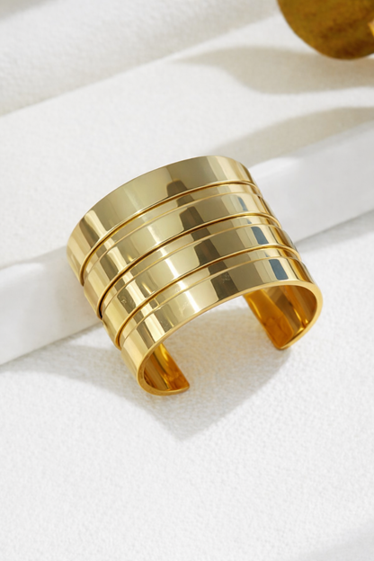 Kriki Luxe Gold Cuff Bangle