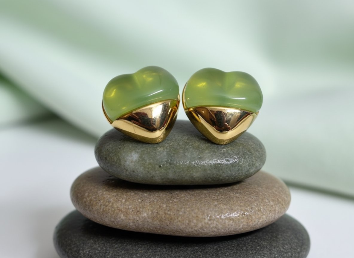 Kriki Sage Heart Stud Earrings