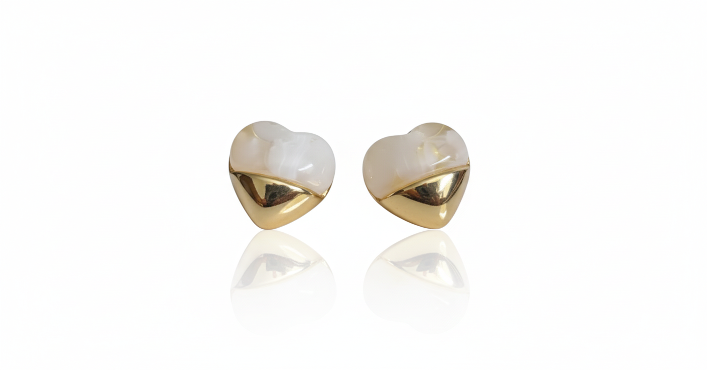 Kriki Pearl Heart Stud Earrings