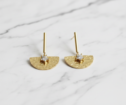 Kriki Celestial Star Drop Earrings