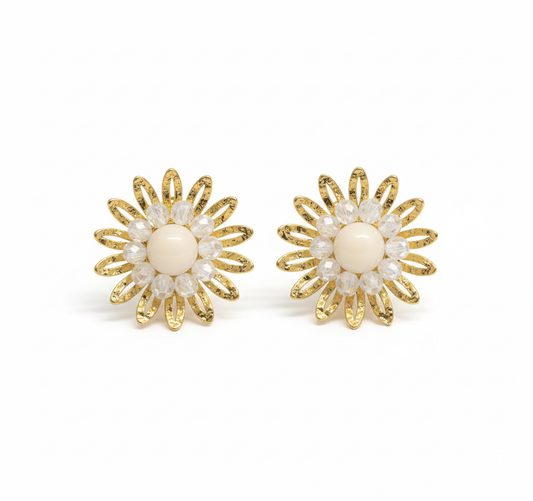 Kriki Pearl Daisy Stud Earrings